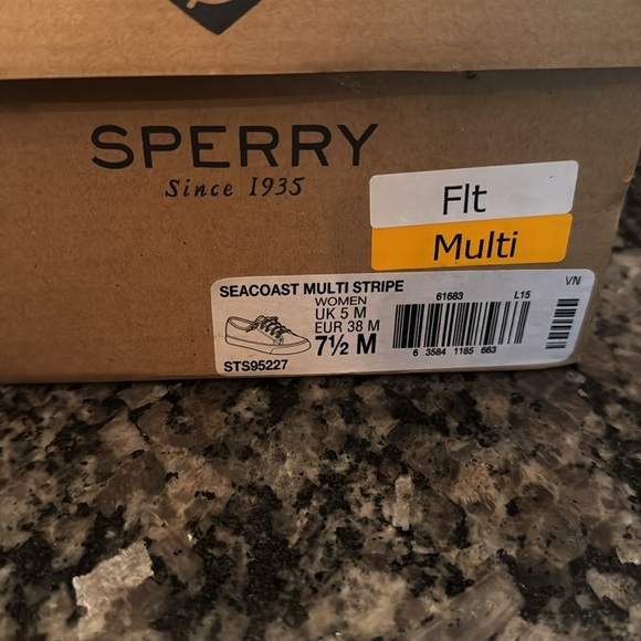 Sperry womens Striped Navy and White canvas sneakers 7.5 - Picture 11 of 11